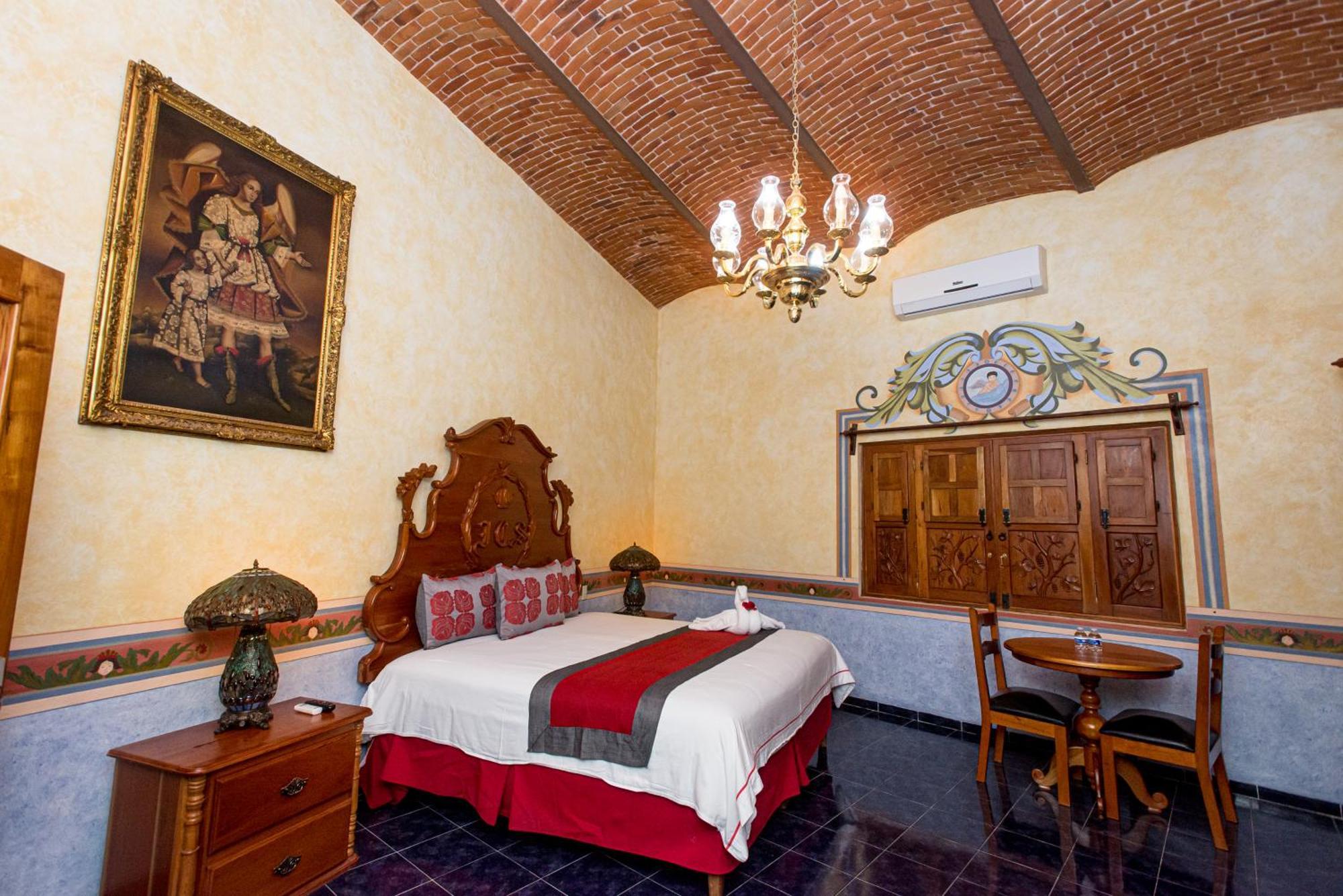 King Suite with Spa Bath,1535434213:JPEG